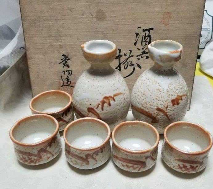 志野徳利猪口セットです 志野徳利猪口セットです